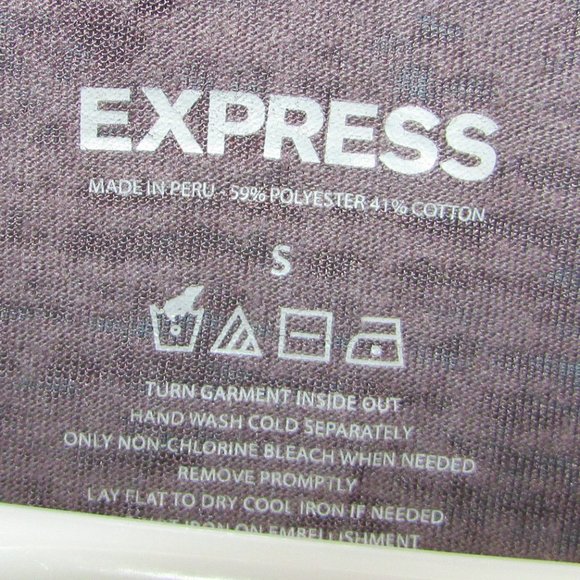*3 for $25* Express graphic Tee - Picture 3 of 4